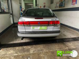 Bild 10/10 von Saab 900 2.0i 16V (1997)
