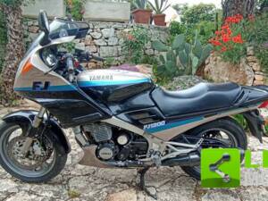 Bild 1/10 von Yamaha DUMMY (1991)