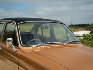 Bild 29/42 von Ford Escort 1300 (1975)