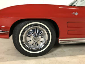 Image 14/34 of Chevrolet Corvette Sting Ray Convertible (1964)