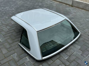 Image 60/85 of Mercedes-Benz 560 SL (1986)