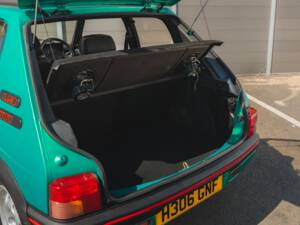 Bild 34/50 von Peugeot 205 GTi 1.9 (1991)