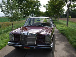 Imagen 17/58 de Mercedes-Benz 280 SE (1968)