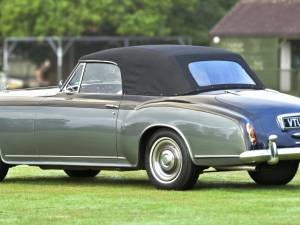 Immagine 20/50 di Bentley S 1 Continental DHC (1955)