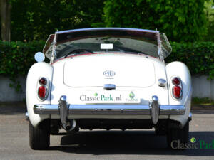 Image 16/50 of MG MGA 1600 (1960)