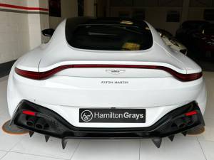 Image 4/50 of Aston Martin Vantage V8 (2019)