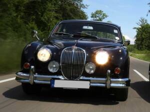 Bild 4/6 von Jaguar Mk II 2.4 (1960)