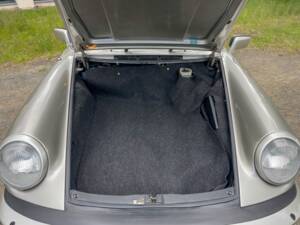 Imagen 27/31 de Porsche 911 Carrera 3.2 (1984)