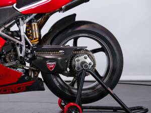 Immagine 37/50 di Ducati DUMMY (1999)