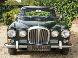 Image 21/50 of Daimler Sovereign 420 (1968)