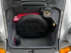 Image 35/49 of Porsche Boxster (1998)