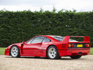 Image 9/50 de Ferrari F40 (1989)