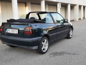 Bild 10/21 von Volkswagen Golf III Cabrio 1,9 TDI (1995)