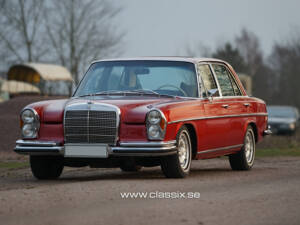 Imagen 3/22 de Mercedes-Benz 300 SEL 6.3 (1969)