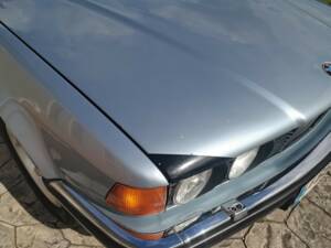 Bild 8/26 von BMW 750i (1990)