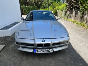 Afbeelding 2/14 van BMW 850i (1992)