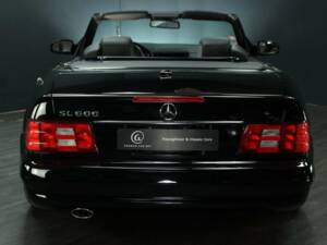Immagine 5/30 di Mercedes-Benz SL 600 (2001)