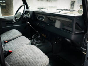 Image 61/90 of Land Rover Defender 90 Td5 (1999)