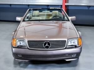 Image 2/7 de Mercedes-Benz 300 SL (1993)