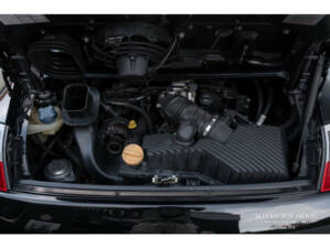 Afbeelding 28/29 van Porsche 911 Carrera (1999)