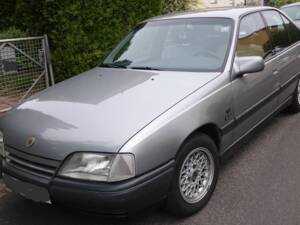 Image 1/15 de Opel Omega 2,0i (1993)