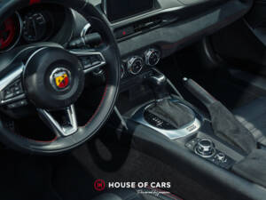 Image 20/24 of Abarth 124 Spider (2017)