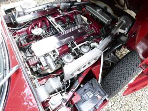 Bild 28/50 von Jaguar E-Type V12 (2+2) (1972)