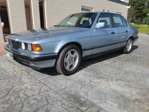 Imagen 1/26 de BMW 750i (1990)