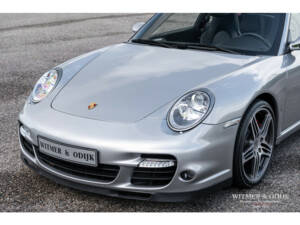 Imagen 10/38 de Porsche 911 Turbo (2007)