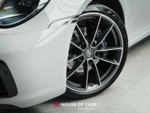 Immagine 11/23 di Porsche 911 Carrera (2019)