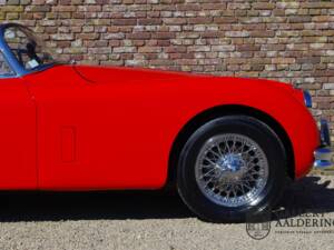 Image 36/50 of Jaguar XK 150 DHC (1960)