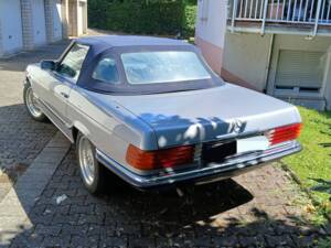 Image 5/26 of Mercedes-Benz 380 SL (1981)