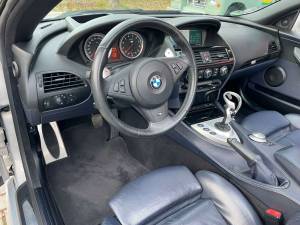 Immagine 14/19 di BMW M6 (2007)