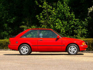 Image 31/50 of Ford Escort IV XR3i (1989)