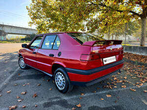 Image 4/29 of Alfa Romeo 33 - 1.3 (1994)