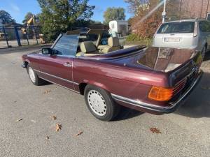 Imagen 8/28 de Mercedes-Benz 560 SL (1987)