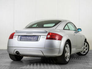 Bild 39/50 von Audi TT 1.8 T (1999)