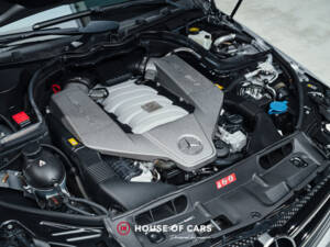 Bild 12/24 von Mercedes-Benz C 63 AMG T (2010)