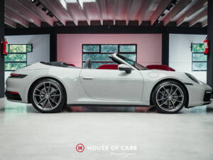 Immagine 5/23 di Porsche 911 Carrera (2019)