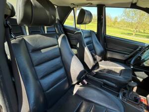 Bild 5/5 von Mercedes-Benz 190 E 2.5-16 (1990)