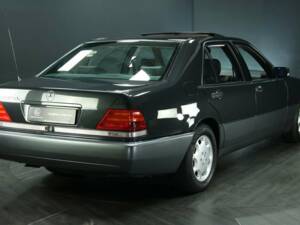 Image 2/30 of Mercedes-Benz 600 SEL (1992)