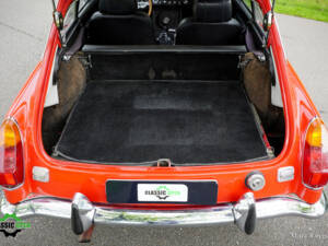 Image 45/46 de MG MGB GT V8 (1975)