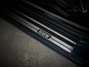 Image 37/81 de BMW 850i (1991)