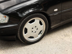 Bild 66/89 von Mercedes-Benz C 43 AMG T (1998)