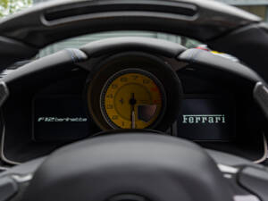 Image 41/65 of Ferrari F12berlinetta (2015)