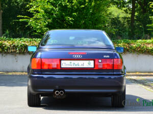 Imagen 28/50 de Audi Cabriolet 2.6 (1997)