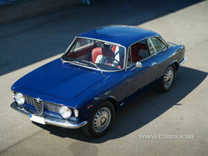 Immagine 26/26 di Alfa Romeo Giulia 1600 Sprint GT (1966)