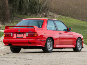 Image 4/34 of BMW M3 (1987)