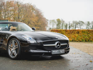 Image 39/100 de Mercedes-Benz SLS AMG Roadster (2011)