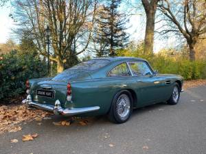 Image 50/50 de Aston Martin DB 4 (1963)